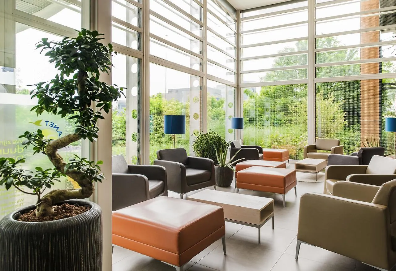 Novotel Brussels Airport Diegem 3*,
